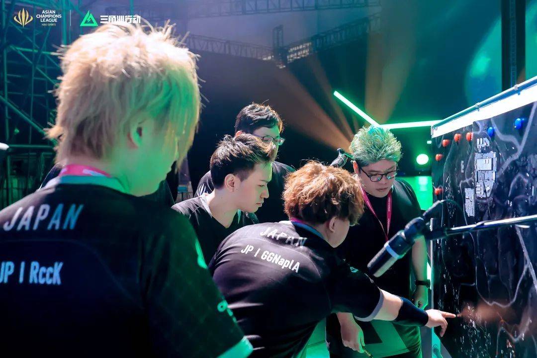 上往往依靠 上往往依靠