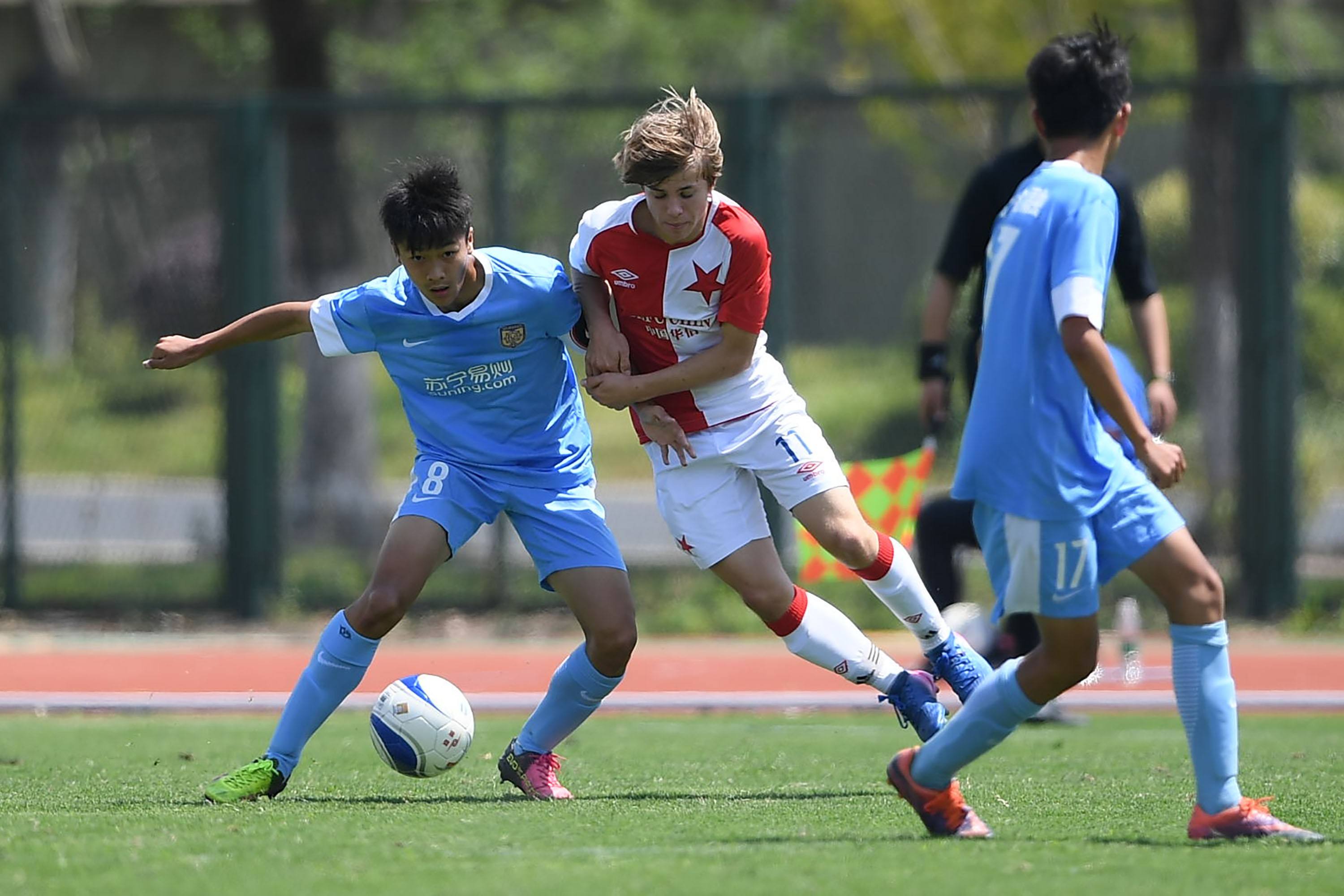 引发队友和 引发队友和