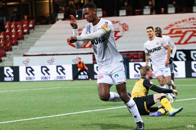 除夕当天坚 除夕当天坚